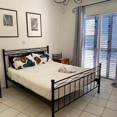 Limnaria Villas Sunny Garden Apartment Pafos Zewnętrze zdjęcie